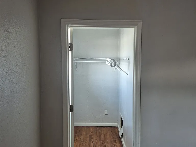 120 W Catalan St #118 — Photo 4