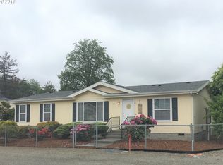317 Sid Snyder Dr E, Long Beach, WA 98631