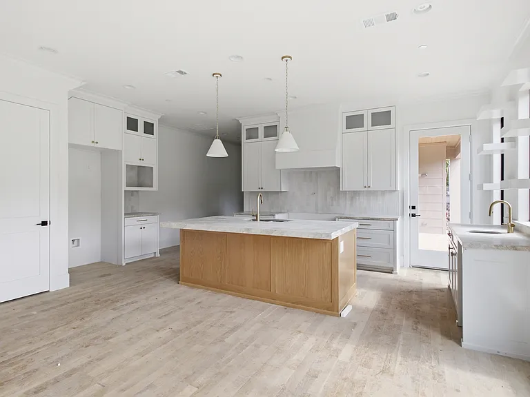 3513 Westminster Ave — Photo 6