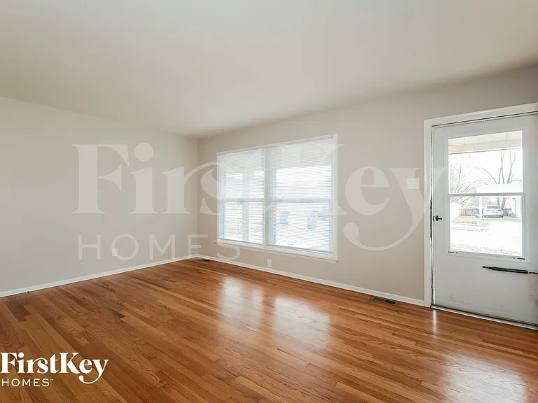 1432 Glenmeade Dr — Photo 5