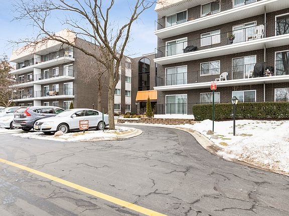 3rd image of 9529 Bronx Ave APT 202