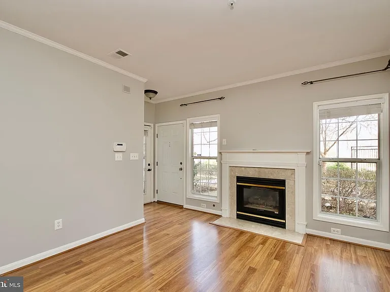 2324 Henshaw Pl #3 — Photo 6