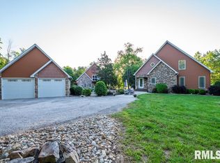 16602 N Steel Ln, Woodlawn, IL 62898