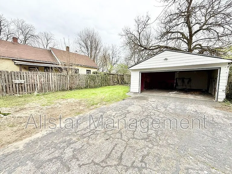 6706 Gertrude Ave #GERTRUDE AVE 6706 UN — Photo 10