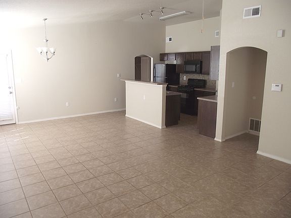 3rd image of 6013 Carole Jeschke Ct