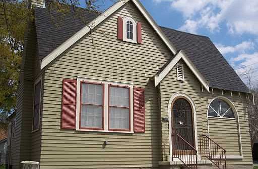 1st image of 4901 Demontluzin St