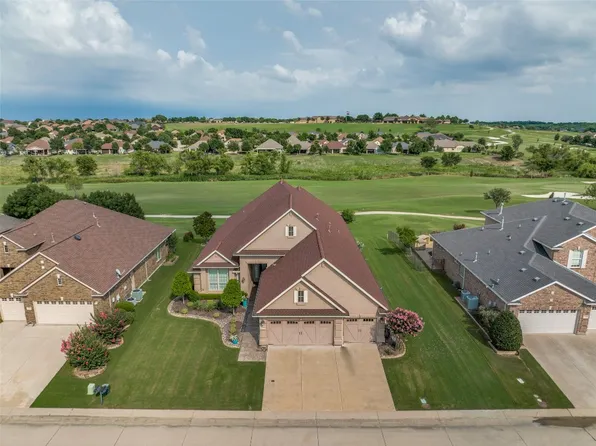 9205 Freeport Dr, Denton, TX 76207