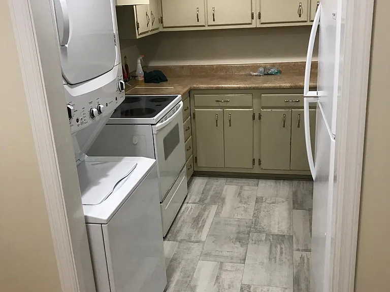 3483 Sutherland Dr — Photo 13