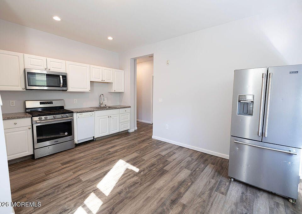 1st image of 14 Highland Blvd APT 1B