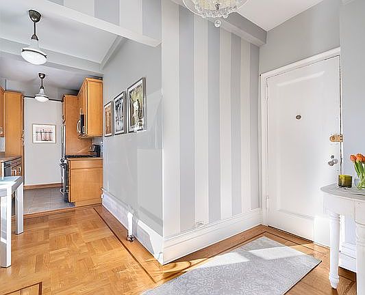 4th image of 317 W 87th St APT 9E