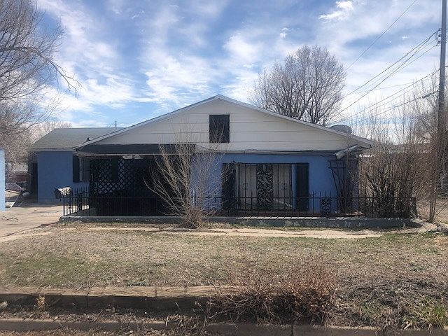 1st image of 611 Socorro St