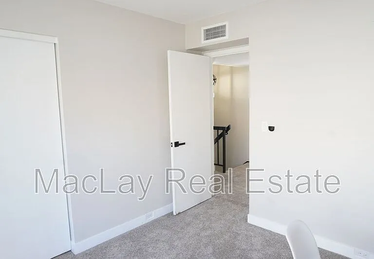 5002 E Hazel Dr #2 — Photo 16