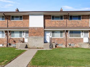 10029 Middlebelt Rd, Livonia, MI 48150