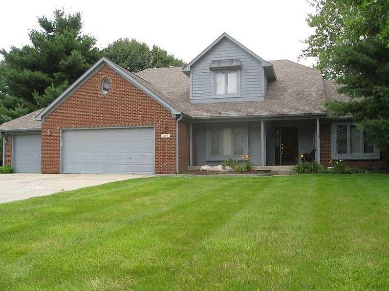 Exterior Front. Attractive 4 bedroom home in Paris Estates