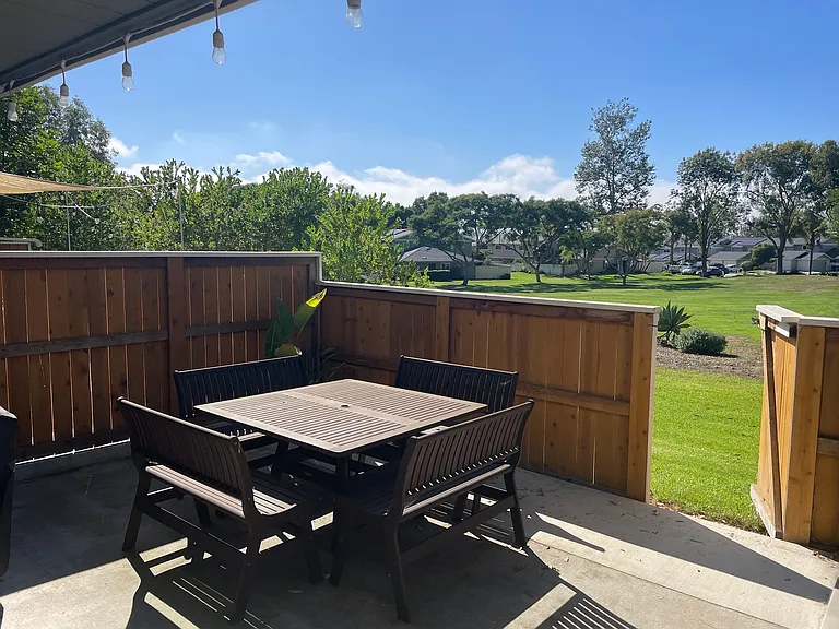 1806 Eastwood Ln — Photo 22