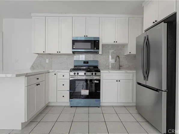 7406 Radford Ave #2, North Hollywood, CA 91605