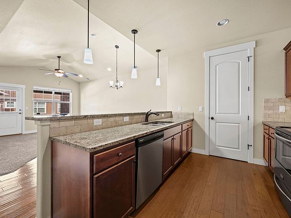 5th image of 5851 Dripping Rock Ln Unit A201