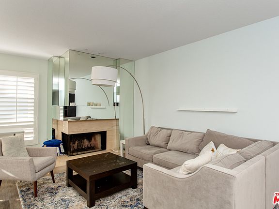 4th image of 150 Ocean Way #523