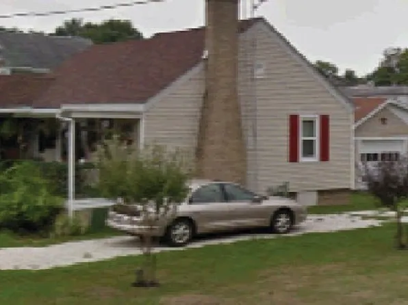 10 East St, Dellroy, OH 44620