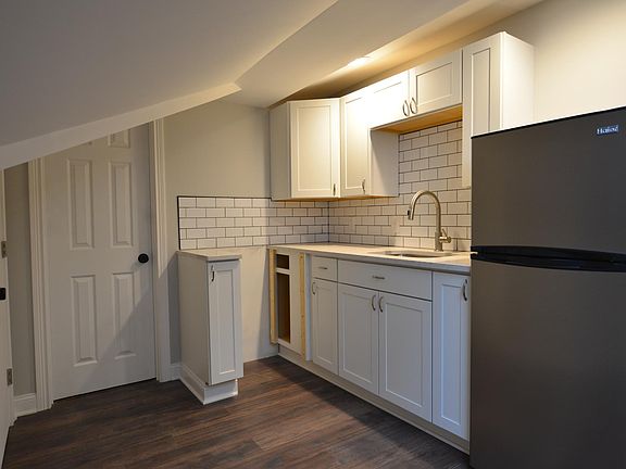 2nd image of 60 W 3rd Ave #301