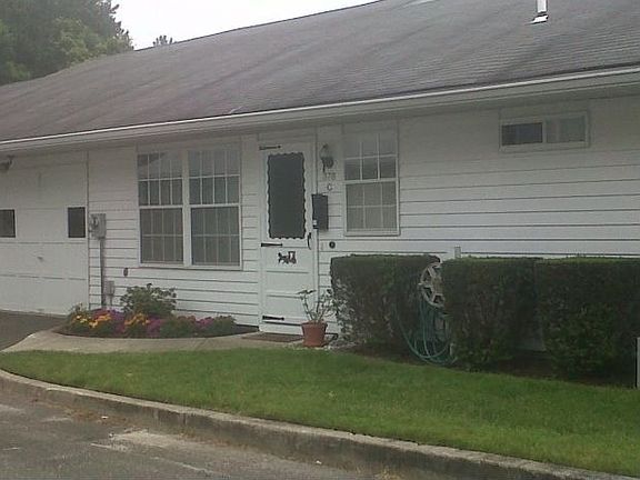 2nd image of 378 Woodbridge Dr Unit C