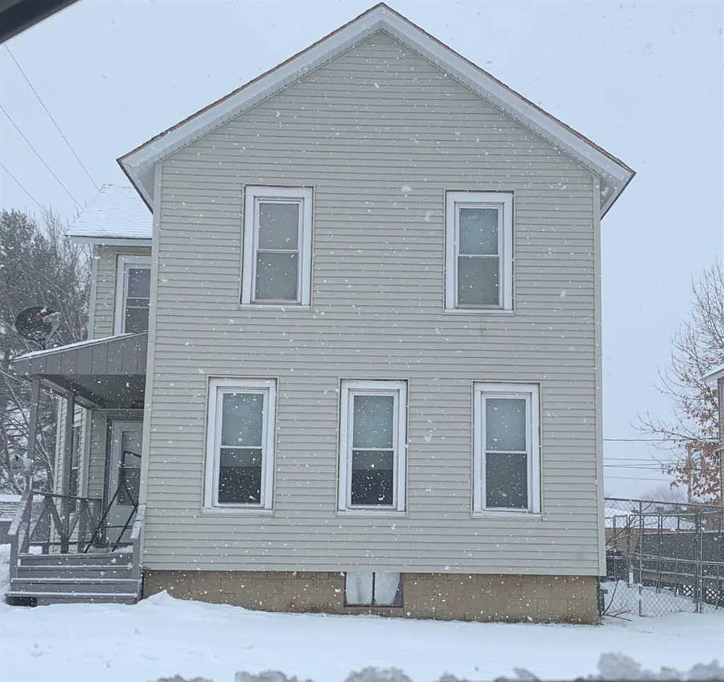 1612 Washington St photo 1