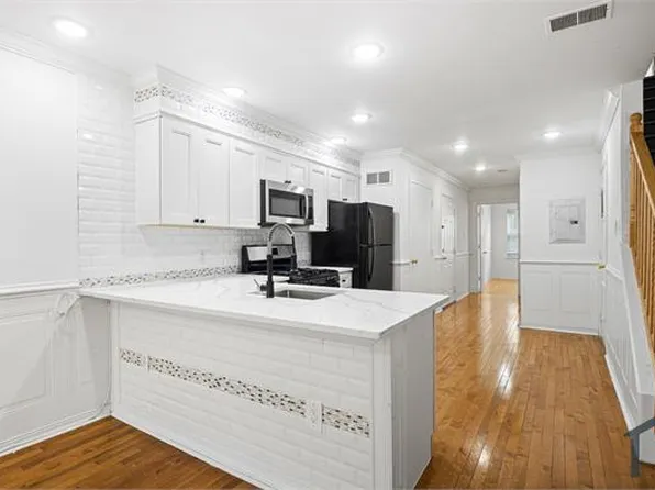 4018 Aspen St, Philadelphia, PA 19104