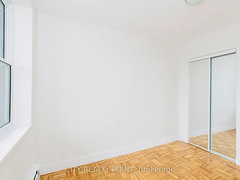 2 Grandstand Pl #210 — Photo 8