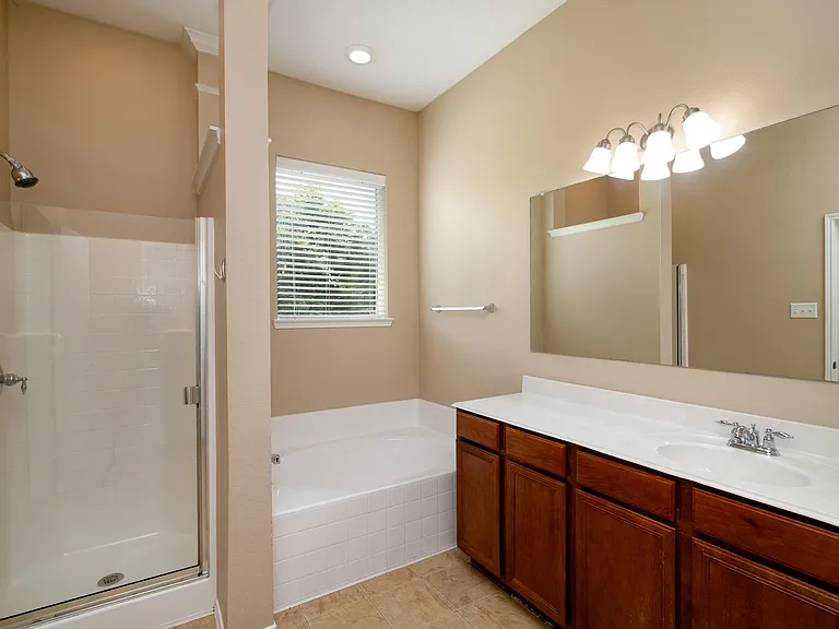 2510 Sedona St — Photo 13