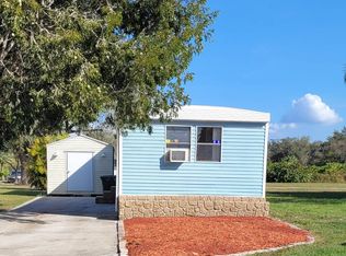 560 James Ct, North Fort Myers, FL 33917