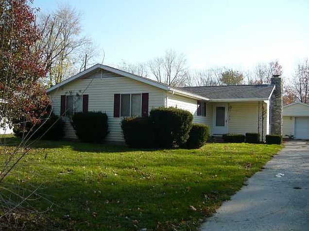 1st image of 907 Terrace Dr