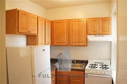 2nd image of 1742 N Humboldt Blvd #4O8