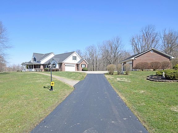 3rd image of 1215 Schneider Estates Dr