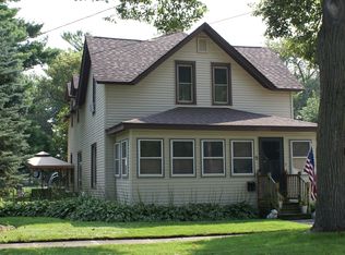 5 N Jefferson St, Harvard, IL 60033