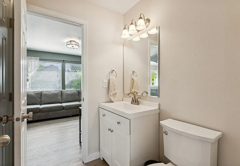 12398 W Tevoit St — Photo 17