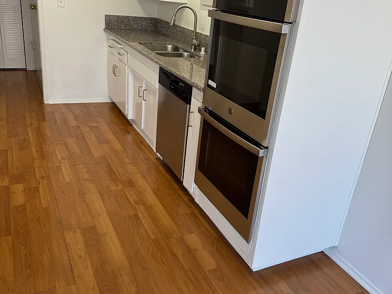 5020 Coldwater Canyon Ave #305 — Photo 17