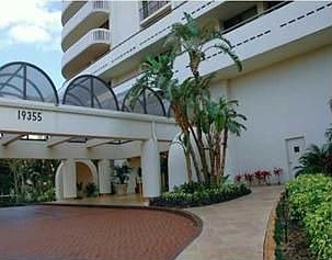 1st image of 19355 Turnberry Way APT 19L