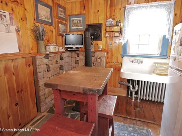 54 City Boulevard image 12 of 45