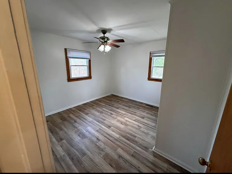 2147 Pennsylvania St — Photo 11