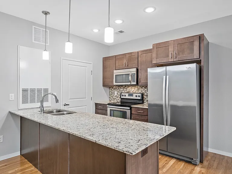 4. Aspen B - Kitchen 4. Aspen B - Kitchen