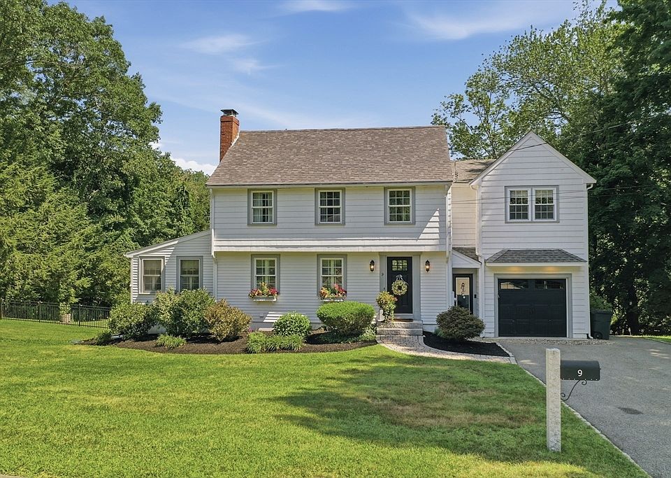 1st image of 9 Tapley Rd