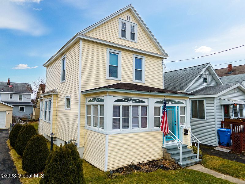 2nd image of 42 Twiller Street