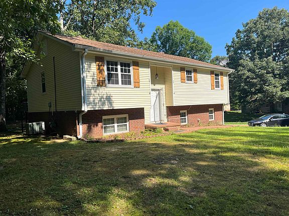 3rd image of 45 Chandler Dr