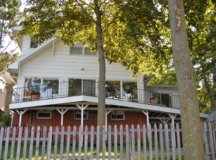15373 212th Ave, Spirit Lake, IA 51360
