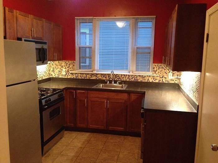 1st image of 114 Saint James Pl