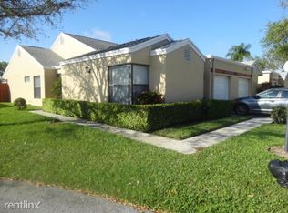 4571 Amherst Cir #100, West Palm Beach, FL 33417