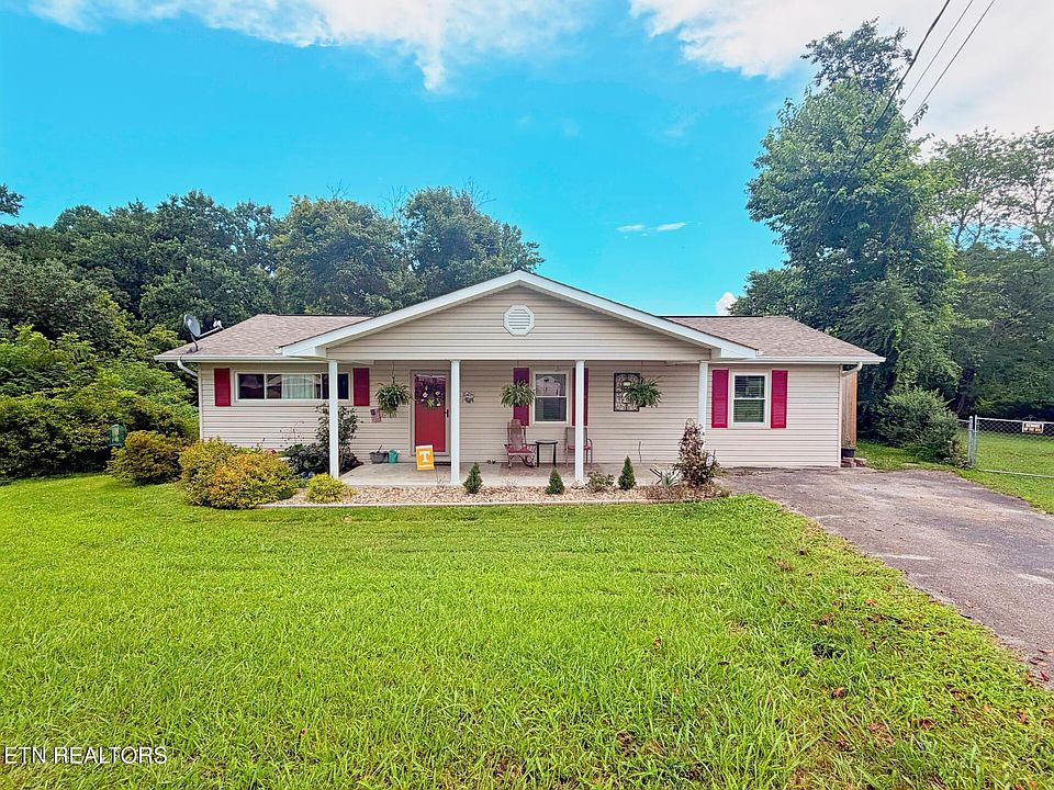 1st image of 126 Spain Cir