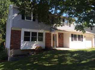 18 Worral Ct, Newark, DE 19711