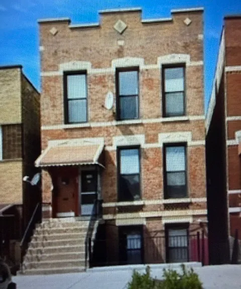 260 W 24th St #BR — Photo 1
