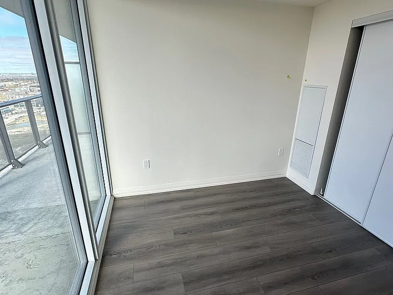 8960 Jane St #2112 — Photo 16